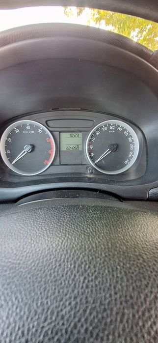 Skoda fabia 2008   1,2 benzina