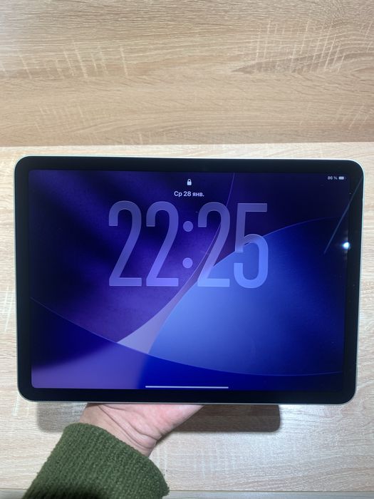 Продаю iPad Air [4th Generation] + Apple pencil [2nd Generation]