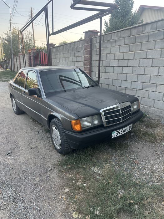 W201 мерседес 190е