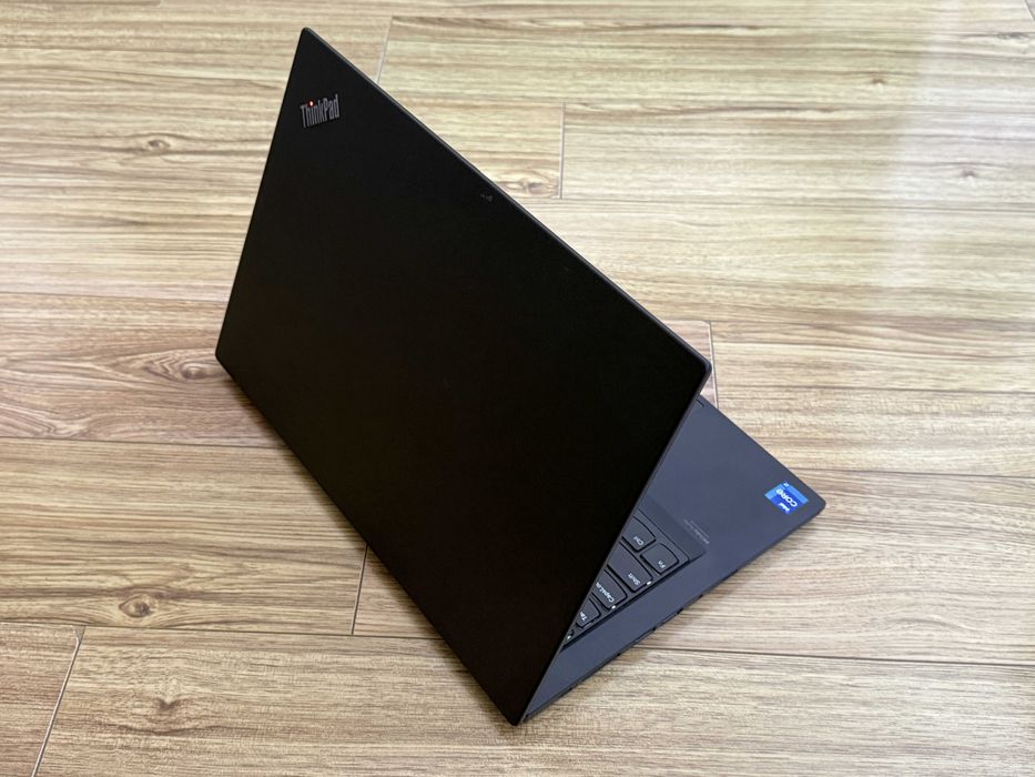 Lenovo T14 Gen 2`Core i7-1165G7/16GB RAM/256GB SSD/Full HD IPS/Бат 12ч
