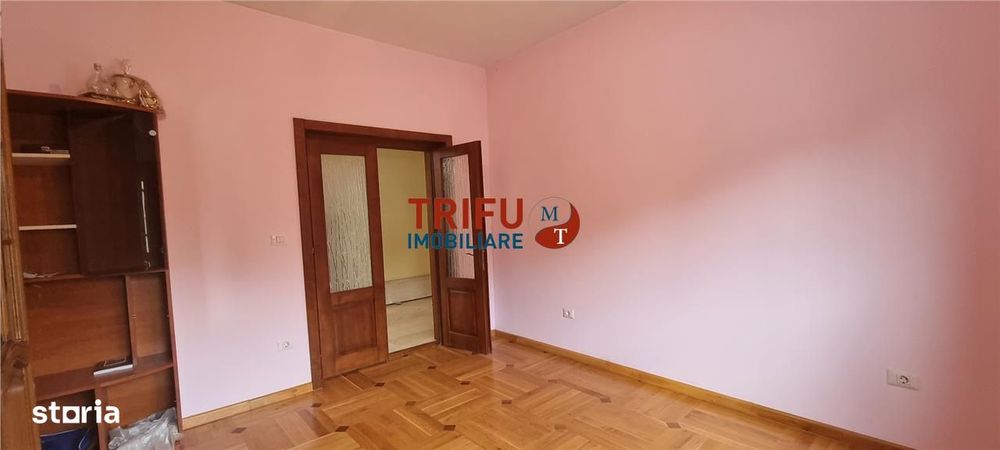 Casa 10 camere de inchiriat zona Centru cu piscina interioara
