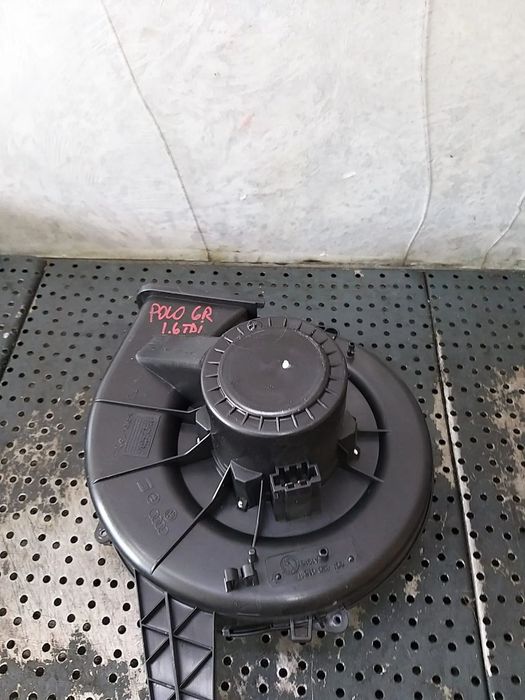 Aeroterma ventilator habitaclu 1.6 tdi vw polo 6r 6q1820015