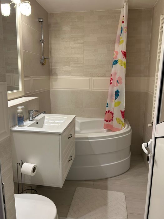 Vând apartament,  3 camere