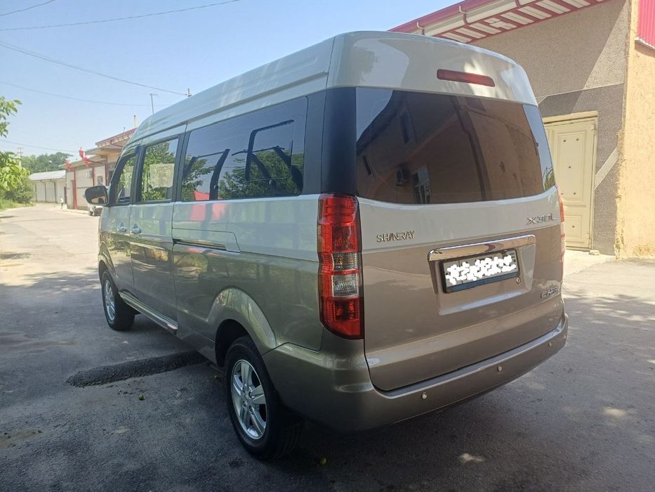 Микроавтобус ShINERAY X 30L