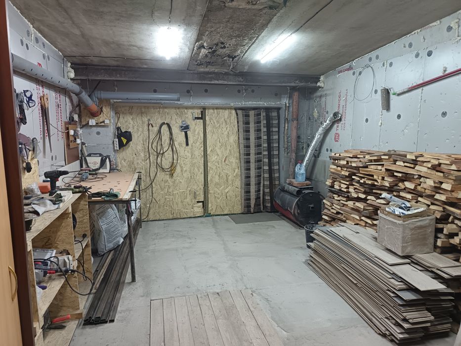 Продам Гараж 13 общество.