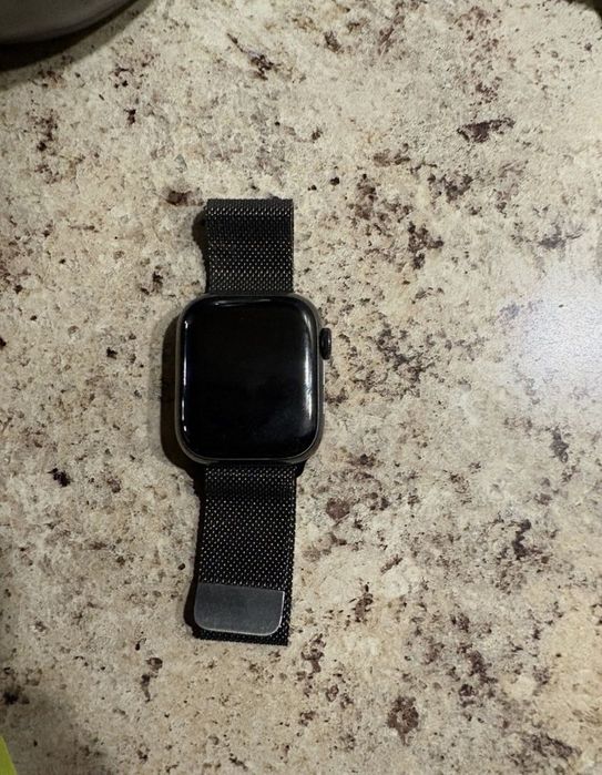 Apple Watch Series 7 Graphite Stainless Steel Case 41mm GPS + Cellular