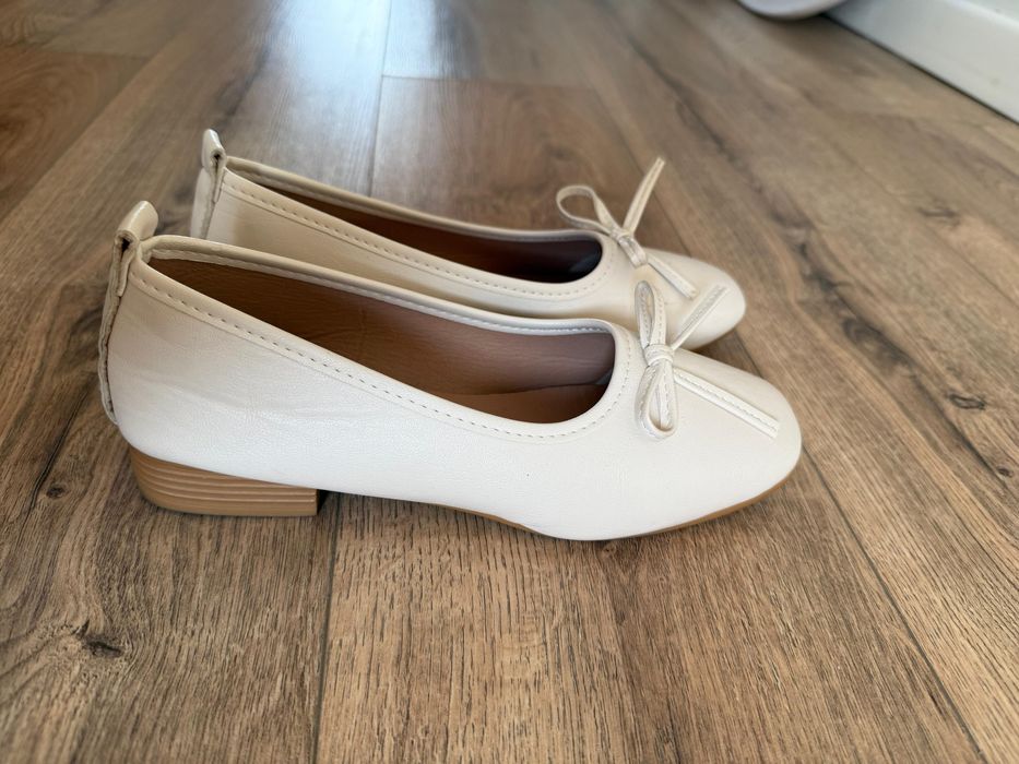 Продаются балетки срочно!