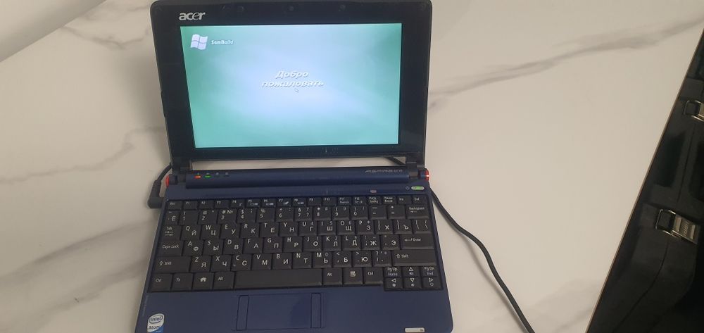 Срочно продам мини ноутбук