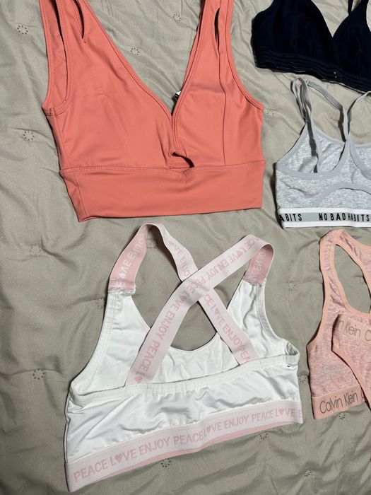 Безшевно Боди, топ  , спортен сутиен , дамски сутиен , чорапи nike 39н