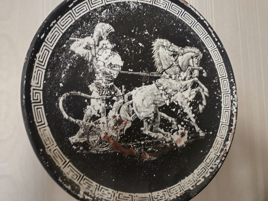 Оригинална старинна керамична чиния с Гръцката митология