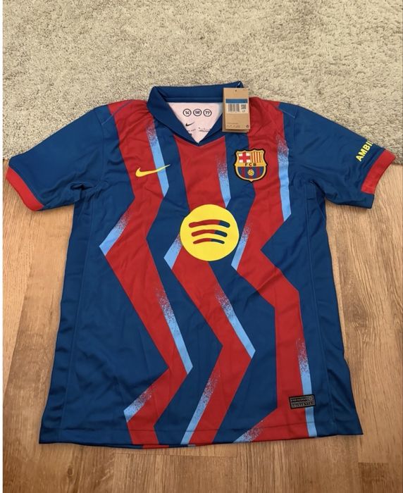 Tricou Raphinia barcelona