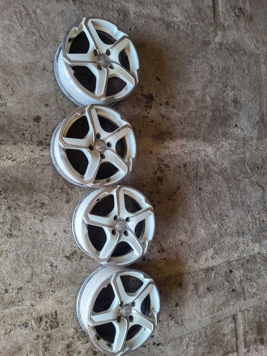 Диски легкосплавные r15 комплект (в ассортименте)