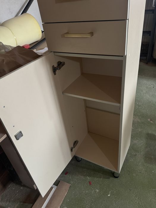 Шкафчик на замокам