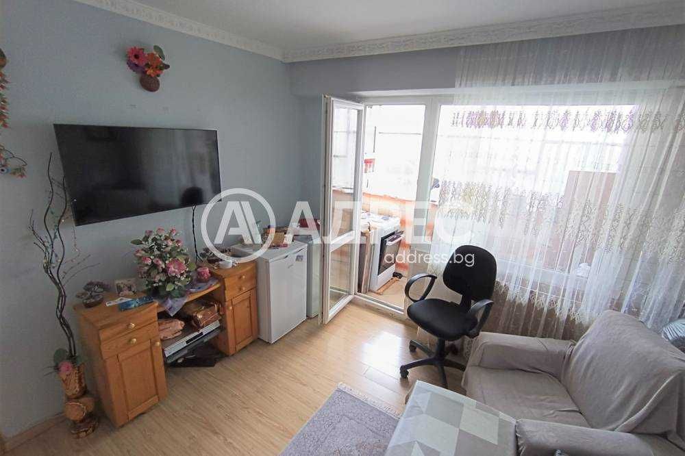 Продава се Едностаен апартамент в Разград, Център - 37 кв.м за 1034 €/кв.м - Снимка #1