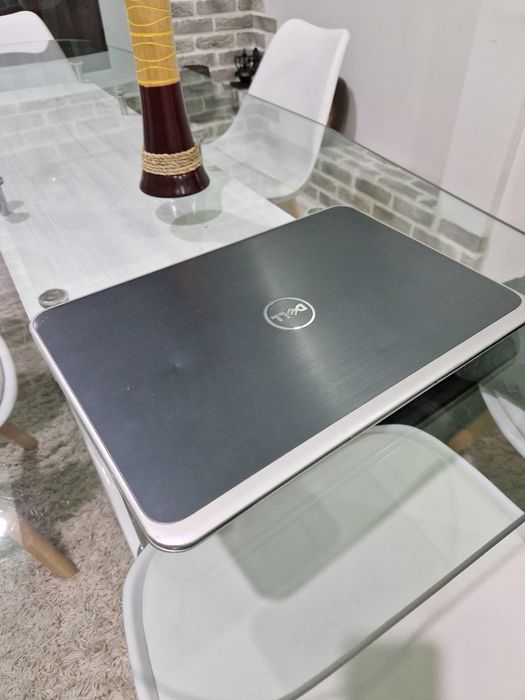 Ноутбук DELL, с новой батареей