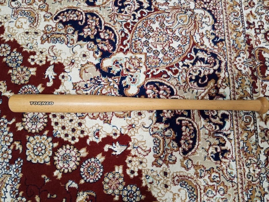 Бейсбольная бита