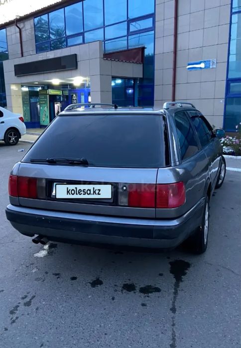 Авто Audi 100, 1993 года, универсал