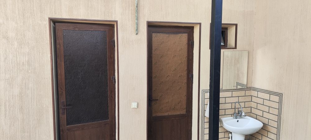 Yashnobod tumani. Qoʻyliq. hovli uy 2.7 sotix 6 xona+ holl+ oshxona