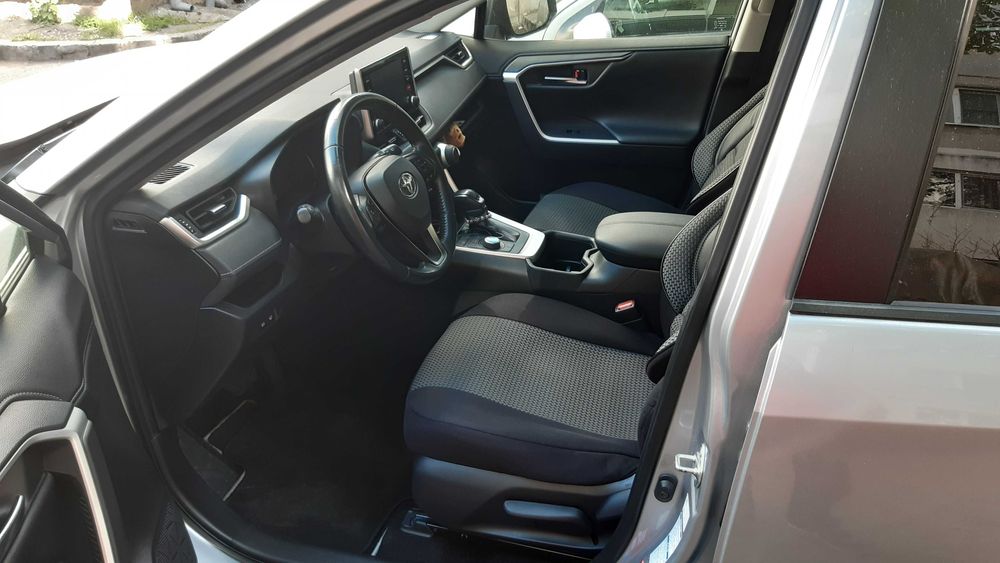 TOYOTA RAV4 2022 — imagine 4