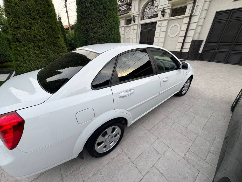 Chevrolet Gentra 23/24
