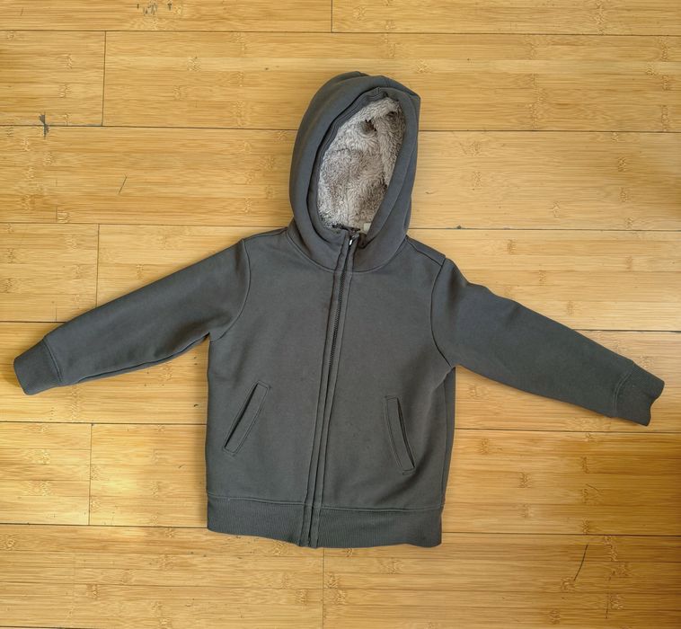 Детская толстовка uniqlo