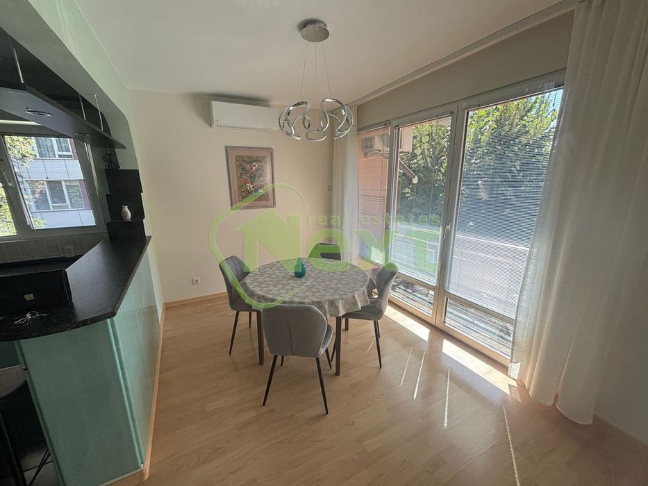 Дава се под наем Тристаен апартамент в София, Стрелбище - 110 кв.м за 850 € - Снимка #4