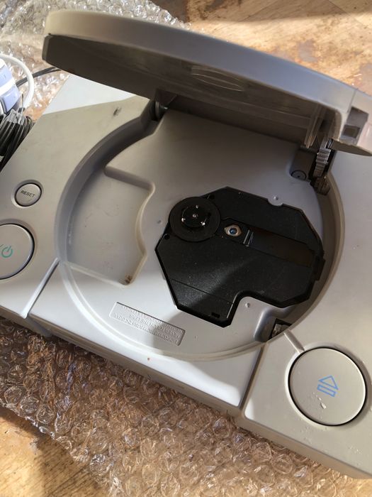 На запчасти  playstation 1