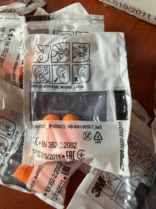 Чисто нови професионални антифони оригинални тапи за уши 3М в опаковка
