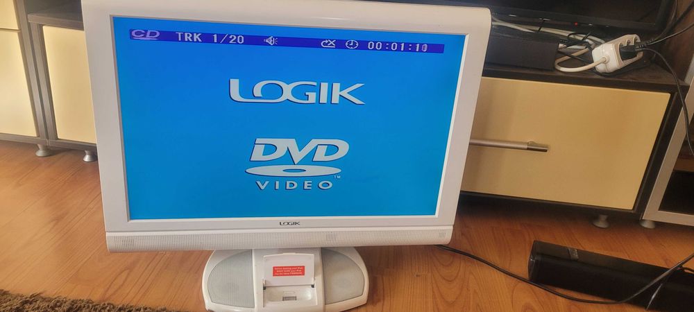 Tv lcd cu Dvd Logik