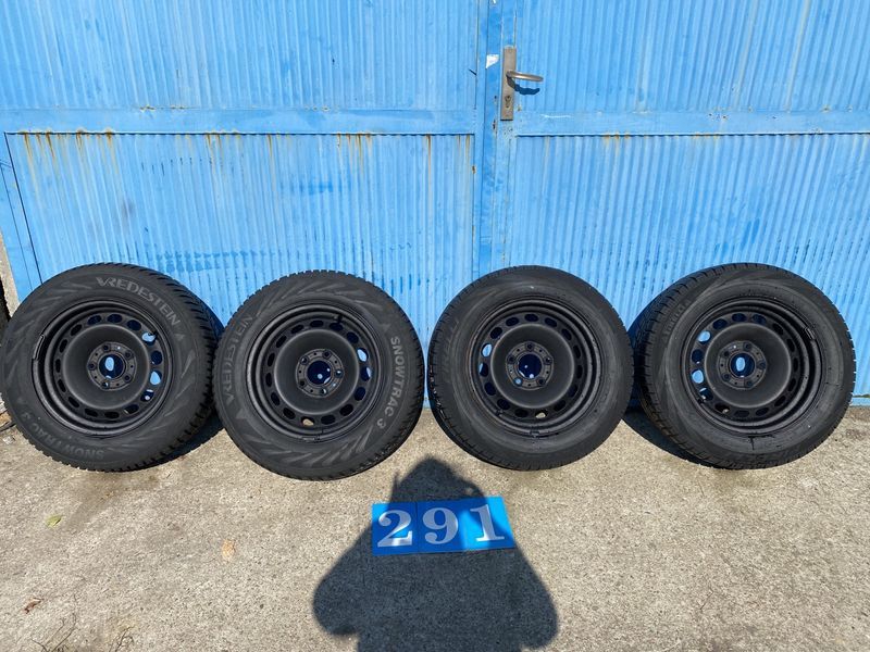 205/60/15 - Джанти БМВ 5х120мм, среда 73,6мм - Оферта 291