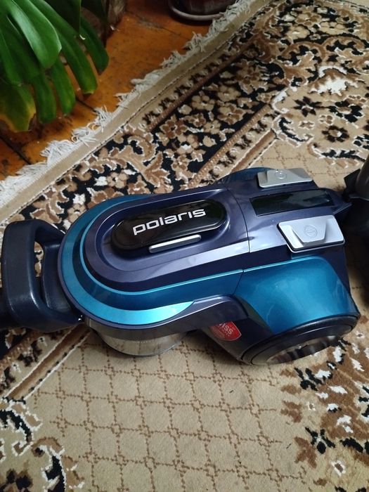 Пылесос ПОЛАРИС кантейнер