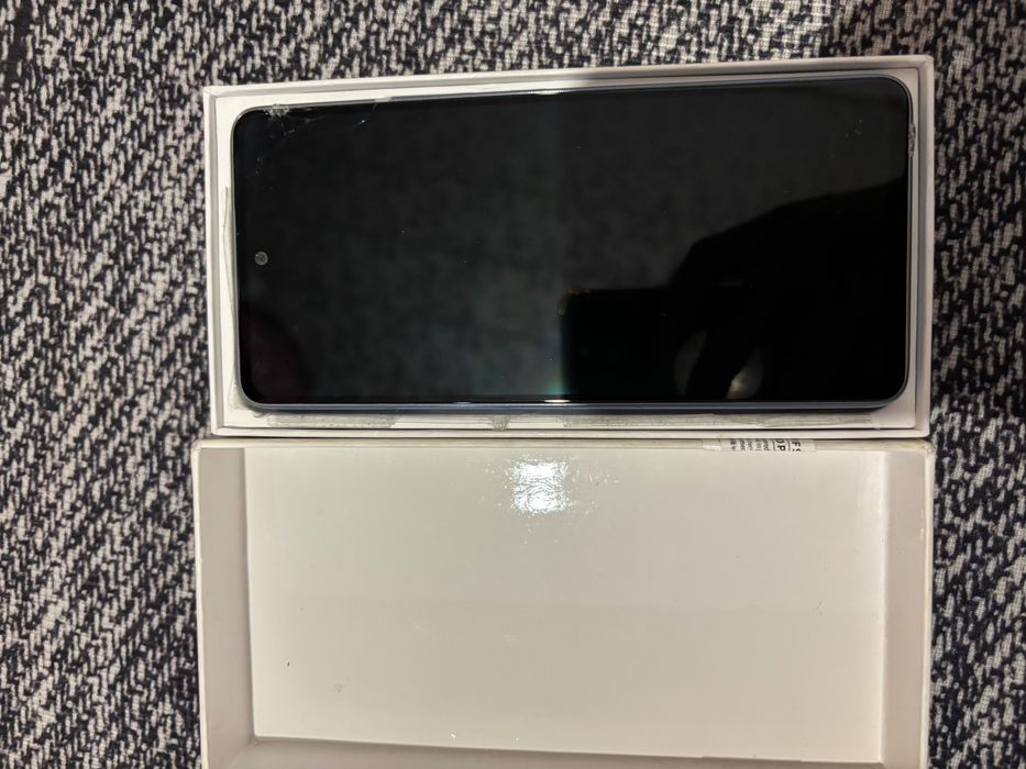 Samsung a53 128/8
