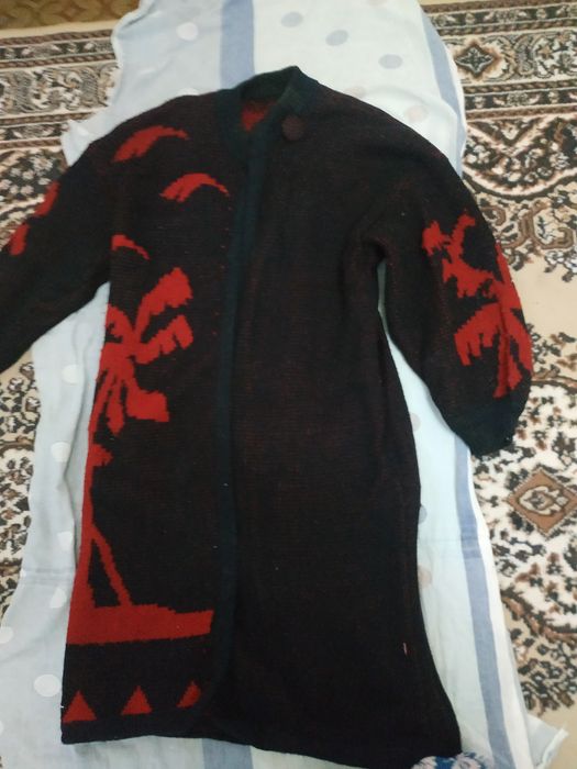 Кардиган.Иссиқ, енгил.