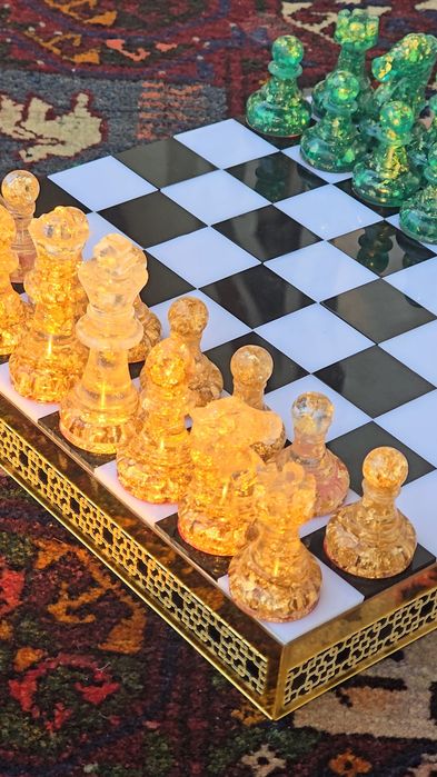 Шахмат фигура ва шахмат доска "РУЧНАЯ РАБОТА"