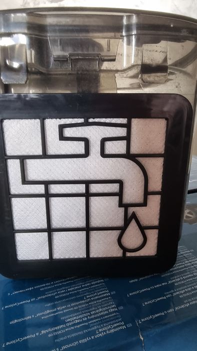 Aspirator fara sac Philips PowerPro Active, 650 W