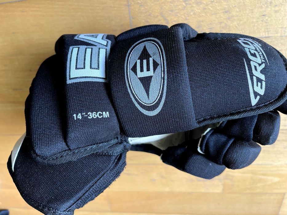 Mănuși Hochei Easton Synergy X-Treme 14" (36 cm) – Ergo Thumb, Negru/Alb