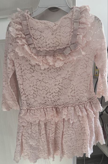 Rochiță elegantă din dantelă roz pentru fetiță