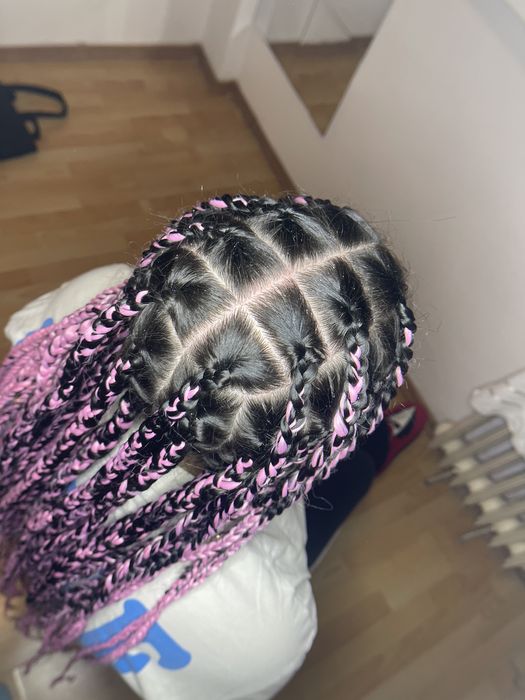 codite afro și epilare cu ceara