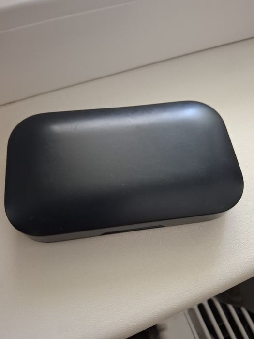 Plantronics Voyager Legend + Incarcator portabil•Caller ID• bat. 7 ore