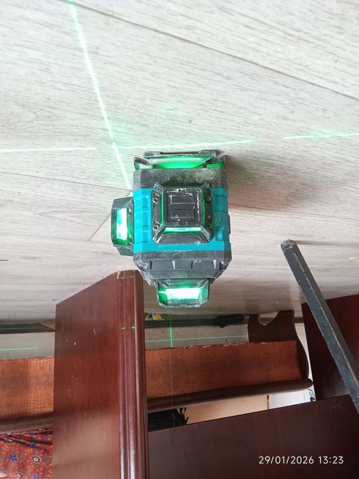 Продам Лазерный уровен