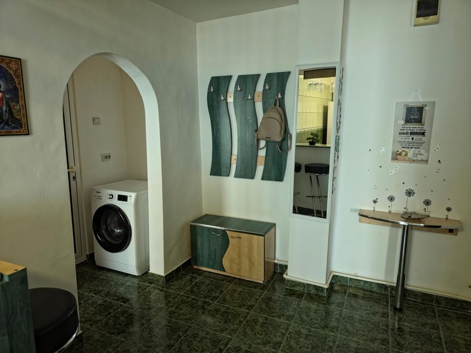 Apartament 2 camere zona Lisimed etaj 1/4(la cheie) mobilat si utilat