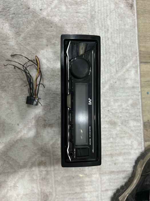 Продам магнитолу мафон JVC