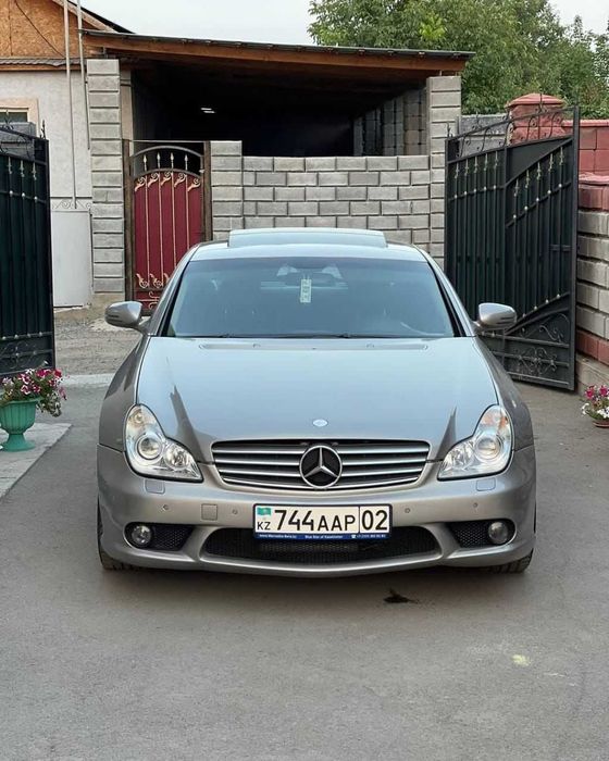 Бампер на мерседес CLS W219 AMG стиль Спойлер/Диффузор Тюнинг-Обвес