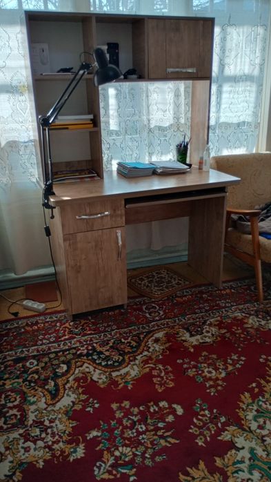 Рабочий стол для письма