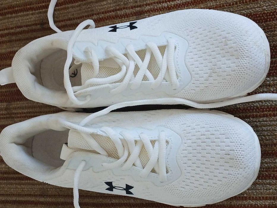 Маратонки Under Armour и Tommy Hilfiger