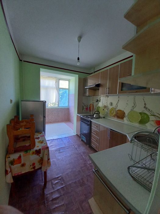 Обмен 9 мкрда 3 хона уйни. Келишган холда  4 хонага