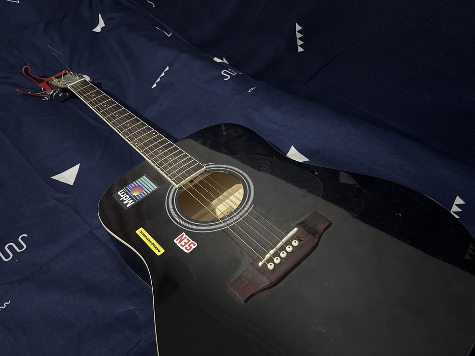 гитара акустическая