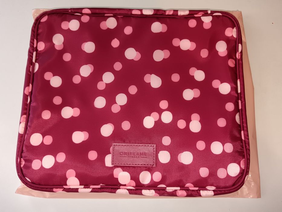 Geanta cosmetice Oriflame