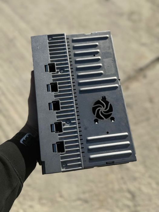 Усилвател HARMAN KARDON за mercedes w221