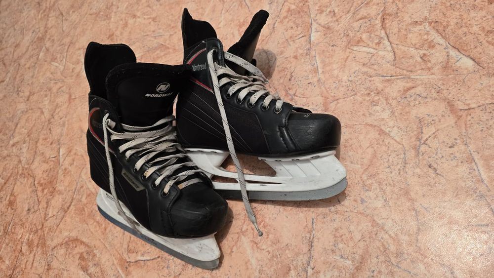 Коньки продам 10 тыс